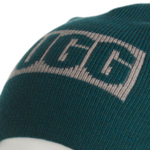 NEW UGG Men's Plate Logo Beanie wool blend Pond FOR MEN 362tn - Picture 2 of 4